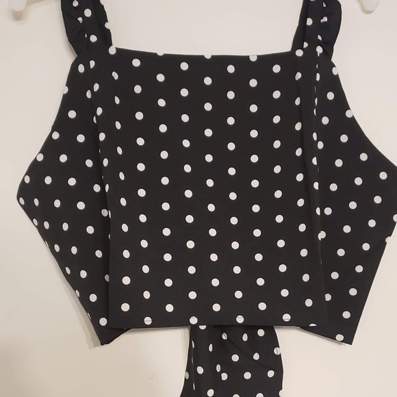 Cute Polka Dot Crop Top and Short Set, Size 3XL - Picture 3 of 8